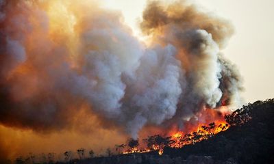 Australia’s bushfire season has grown by almost a month in 40 years, study finds