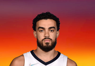 Tyus Jones re-signs with Grizzlies