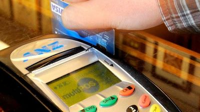 Adelaide man scams SA businesses out of $35k by using fake credit card details, wins Supreme Court appeal