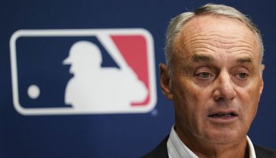 Cubs players, manager react to Rob Manfred’s MLB robo-ump plans