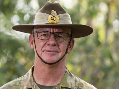 Outgoing army chief farewelled in Canberra