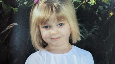 Don't make sick kids die in clinical setting, Perth mum says after Nedlands council blocks WA hospice