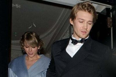 Taylor Swift ‘secretly engaged to boyfriend Joe Alwyn’