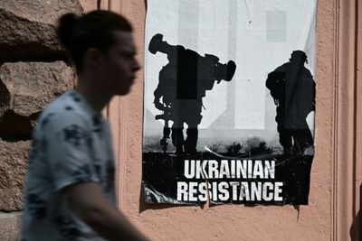 Strikes kill 18 in Ukraine's Odessa