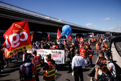 French airport workers strike for higher pay amid inflation