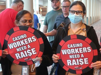 Atlantic City Casino Workers Seal Labor Pacts With MGM, Caesars