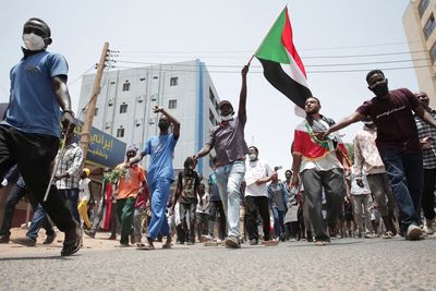 Hundreds rally in Sudan day after 9 killed during protests