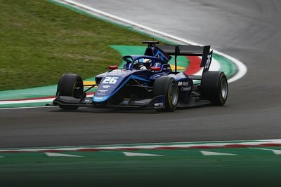 F3 Britain: O'Sullivan takes maiden series pole for home race