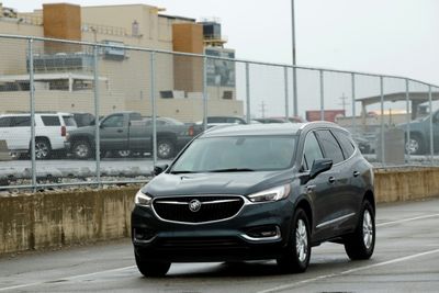 GM reports lower Q2 sales as supply chain woes persist