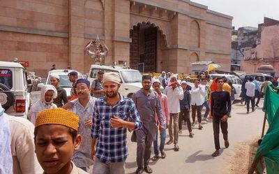 Gyanvapi dispute: Dist. court junks plea for FIR against Masjid panel
