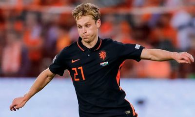 Frenkie de Jong on Chelsea’s list as they monitor move by Manchester United