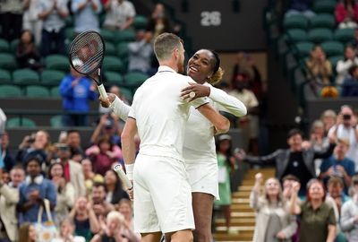 Venus Williams makes winning return to Wimbledon alongside Jamie Murray