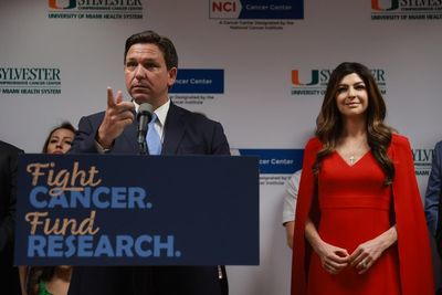 Republican donors are eyeing Ron DeSantis for 2024 as damning evidence mounts against Trump