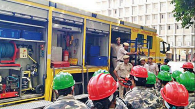 Delhi: Over 1,000 volunteers to be trained in firefighting operations