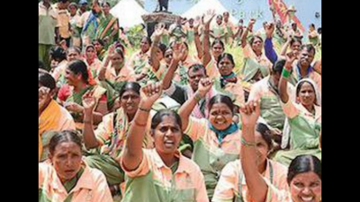 Karnataka govt agrees to regularise pourakarmikas