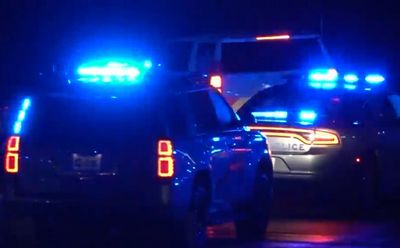 Kentucky man shoots 6 officers, killing 2