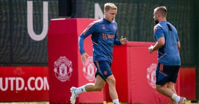 Mitchell van der Gaag comment to Donny van de Beek overheard in Man Utd training
