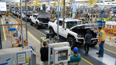 GMC Hummer EV Production Ramp-Up Slow, Currently At 12 Per Day