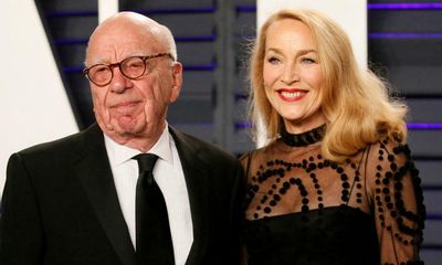 Jerry Hall files for divorce from Rupert Murdoch in US court