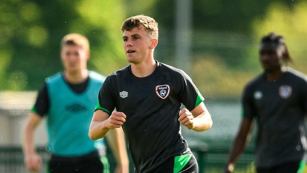 Confirmed: Ireland’s Gavin Kilkenny completes loan…