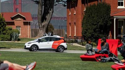 Over A Dozen Cruise Driverless Taxis Blocked Traffic In San Francisco