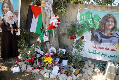 Palestinians hand bullet that killed journalist to U.S. for examination