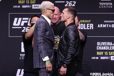 Michael Chandler doesn’t mind that Charles Oliveira prefers Conor McGregor in UFC title fight