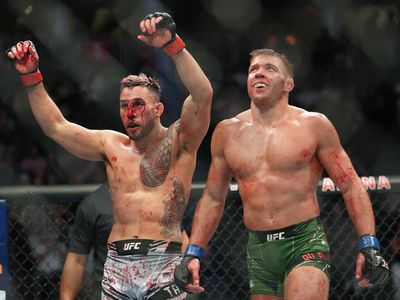 Dricus Du Plessis def. Brad Tavares at UFC 276: Best photos