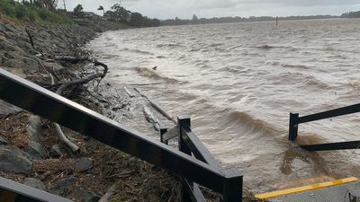 NSW Floods updates: Evacuation warnings issued as water levels rise in Sydney's south-west — as it happened