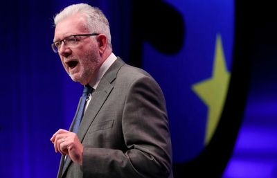 Michael Russell appeals for voters to register ahead of indyref2