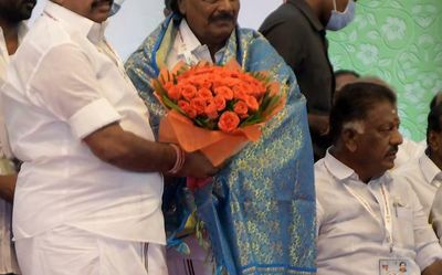 Madras High Court to hear on Monday plea to stall AIADMK’s July 11 general council meet