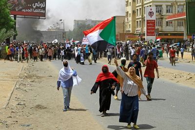 Hundreds of anti-coup protesters in Sudan defy security forces