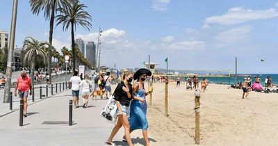 Warning to tourists over fines as new beach rule introduced in Spain