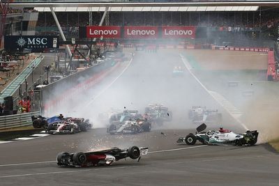 Albon taken to hospital after British GP crash