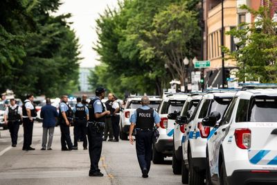 $2M bail set for man charged in ambush of Chicago officer
