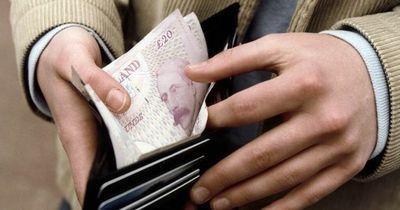 DWP advises of 'potential delays' to first £326 cost of living payment for some benefit claimants this month