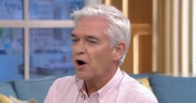 Phillip Schofield takes swipe at Dominic Cummings and his 'thousand knives'