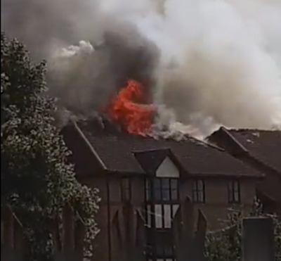 Bedford fire: ‘Explosion’ and huge blaze at block of flats as major incident declared