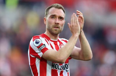 Christian Eriksen: Manchester United reach verbal agreement with former Brentford midfielder