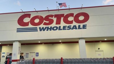 Costco is closed July 4th, but Target, Walmart, more stores are open