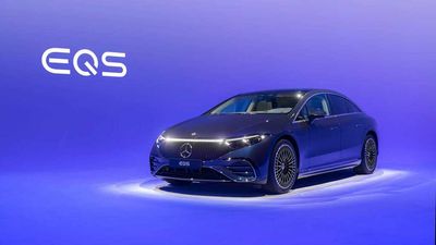 Mercedes-Benz Offers Yearly Rear Steer Subscription For EQS Sedan In China