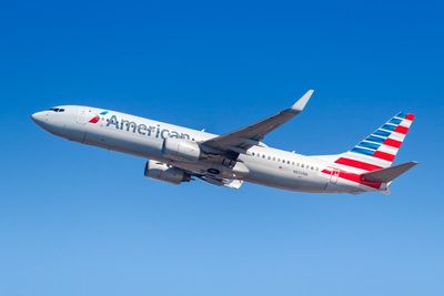 Scheduling glitch allowed American Airlines pilots to drop thousands of flights