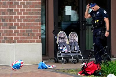 Highland Park shooting - live: ‘Multiple’ people shot at July 4 parade in Illinois