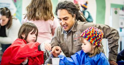 Children get NAIDOC lesson from the art