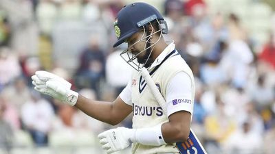 India vs England, 5th Test: Shreyas Iyer - another short ball, another swift end
