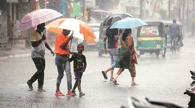 Amid heavy rains, Maharashtra CM directs officials to keep NDRF squads on standby