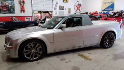 Chrysler 300 Ute Looks Fantastic And Has 425 HP