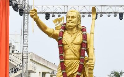 Andhra Pradesh: Over 25,000 people visit Alluri Sitarama Raju’s statue