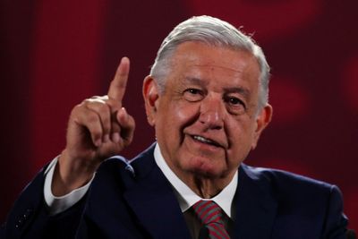 Mexico president presents bill to eliminate daylight saving time