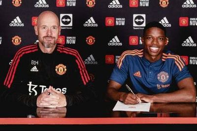 Tyrell Malacia makes Manchester United fan promise after becoming Erik ten Hag’s first Old Trafford signing